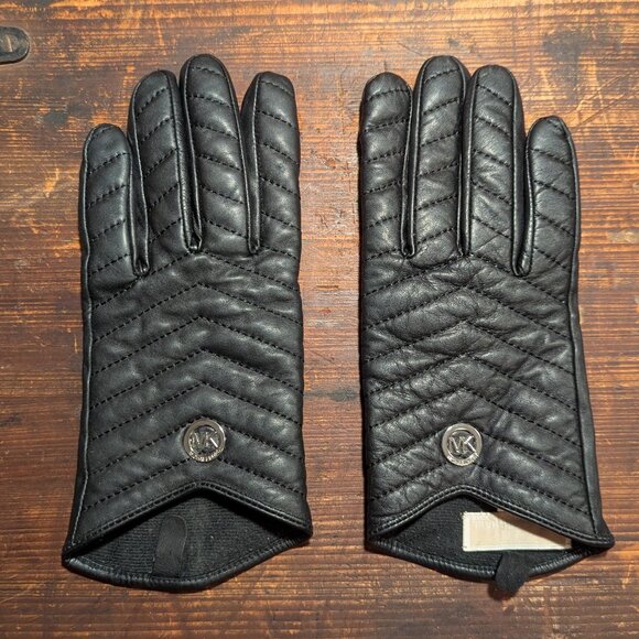 Michael Kors Women's Quilted Leather Touch Tip Gloves - Black, Medium - Picture 1 of 12